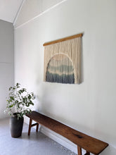 Load image into Gallery viewer, Hyaline