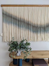 Load image into Gallery viewer, She