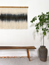 Load image into Gallery viewer, Shiver
